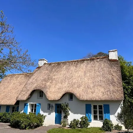 Ferienhaus En Bord De 6 Personnes, A Cote Du Chateau Des Tourelles, Piscine D'eau De